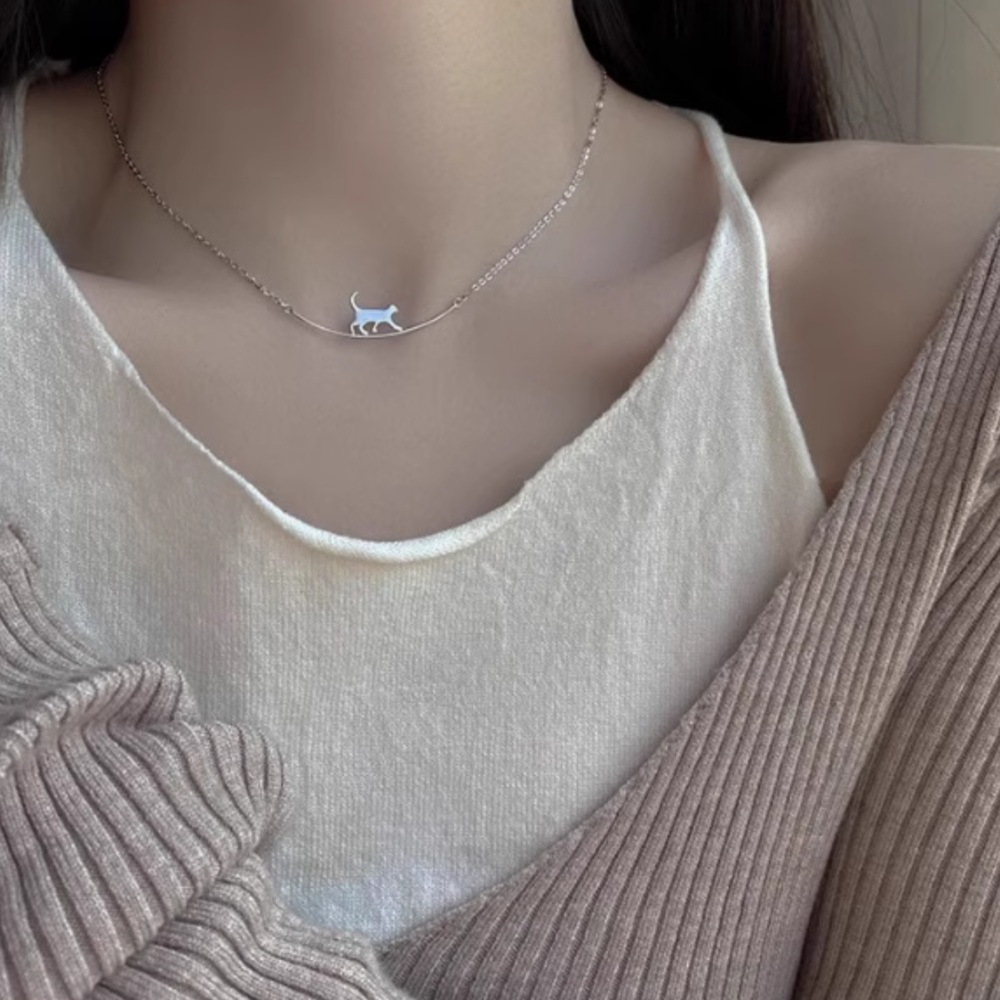 Delicate Cat Pendant Necklace in 925 Sterling Silver